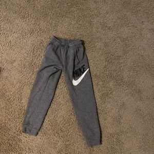 Nike Men Grey logo Sweatpants